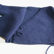 Babystrickset für Neugeborene dunkelblau